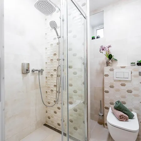 Blizko Stanice Center * Košice