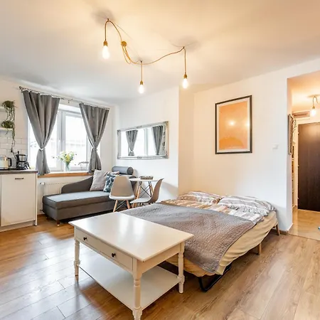 Blizko Stanice Center Appartement