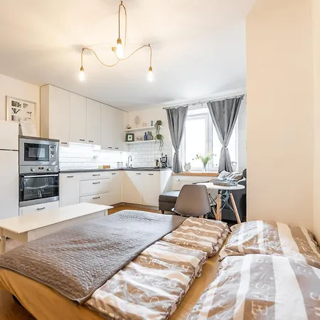 Blizko Stanice Center